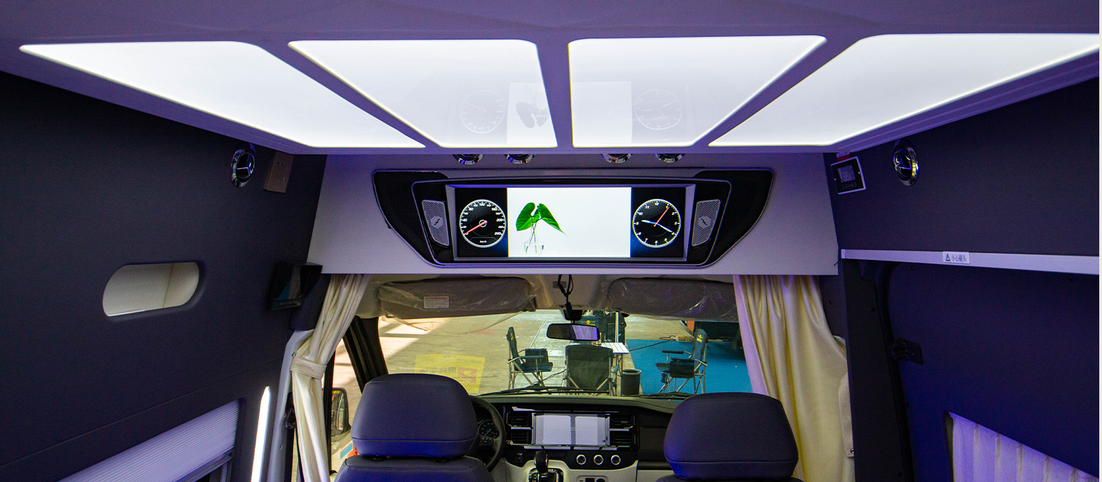 2023款趣蜂福特B880房车
