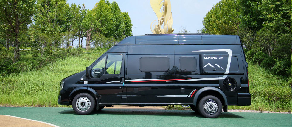 2024款趣蜂江铃B850房车